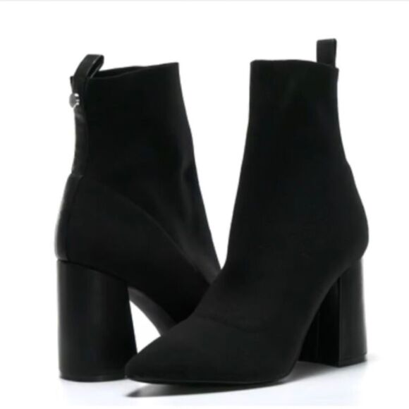 Steve Madden Shoes - Steve Madden Black Knit Ankle Sock Boots Size 7.5